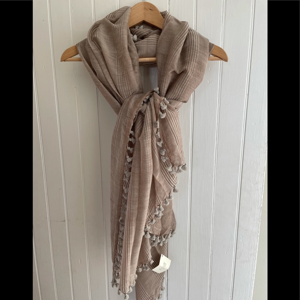 MATTA NWT striped dupatta scarf